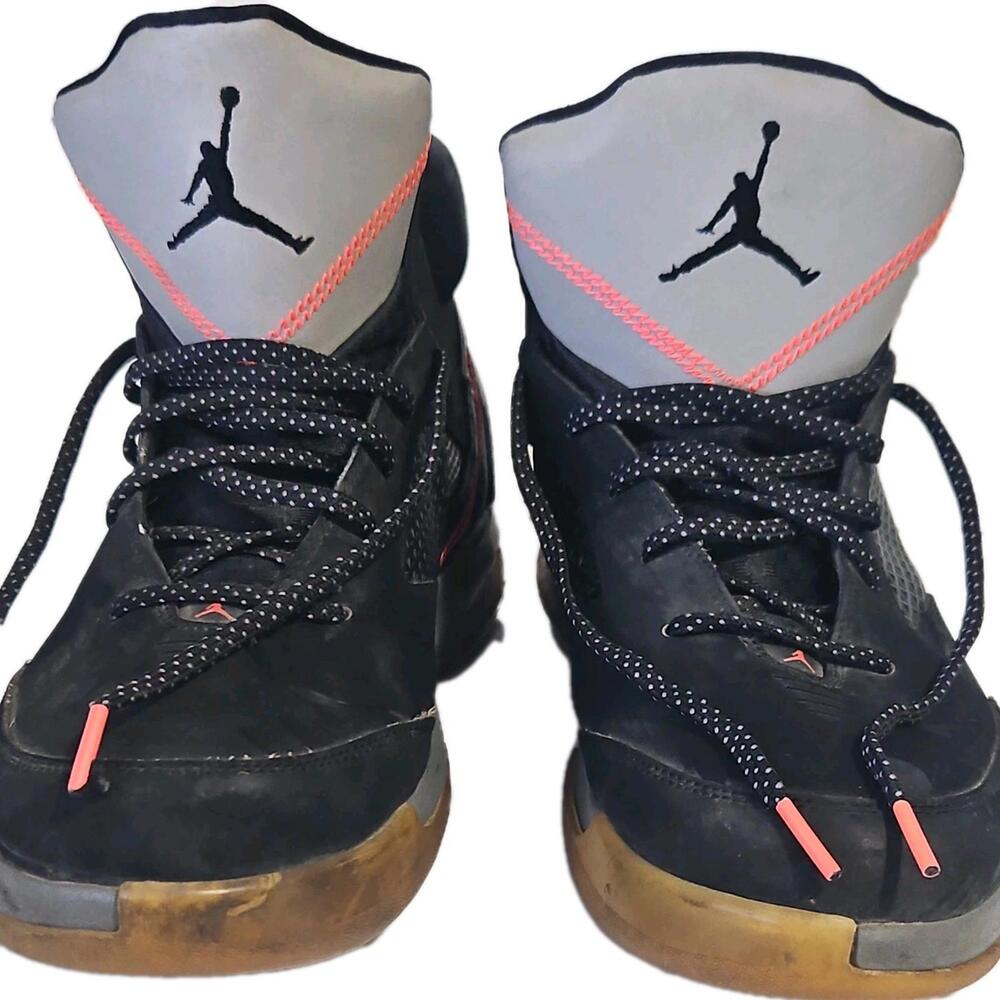 Nike Air Jordan 12 Retro Men’s Size 12 US Shoes Sneakers made in 2014 w Logo